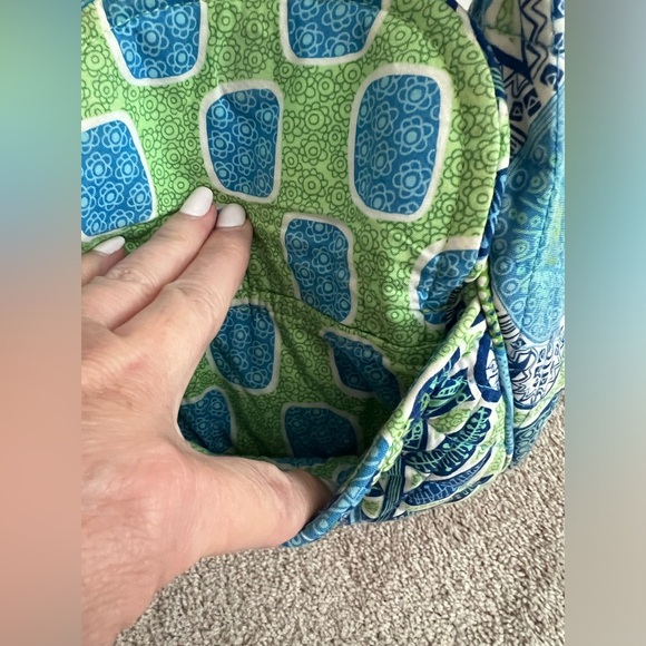 Vera Bradley Clare Crossbody‎ Bag in Doodle Daisy - Picture 6 of 14